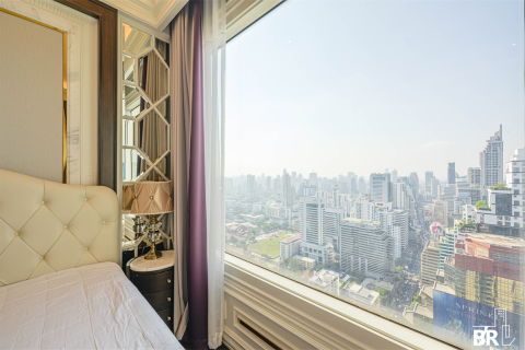 Condo in Bangkok, Thailand, 5 bedrooms № 184803 - photo 4