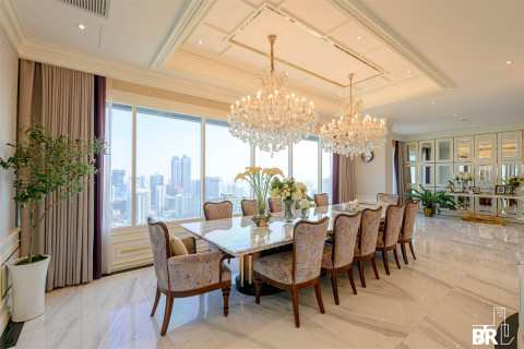 Condo in Bangkok, Thailand, 5 bedrooms № 184803 - photo 10