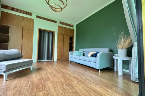 Villa in Phuket, Thailand 3 bedrooms № 164124 - photo 11