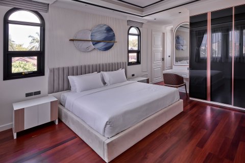 Villa in Phuket, Thailand 4 bedrooms № 164128 - photo 3