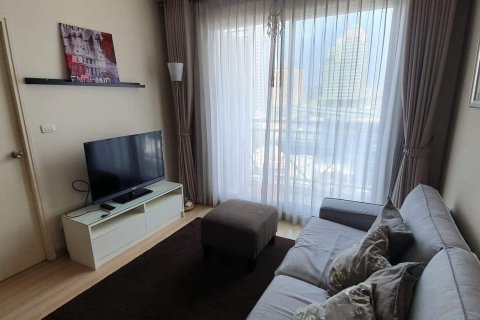 Студия в кондо в Клонг Тоэй, Бангкок, Таиланд № 158599 - фото 3