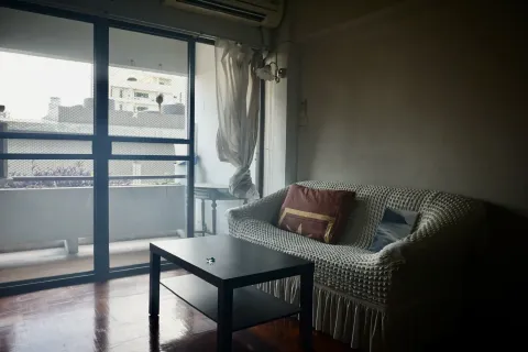 Studio in the Condo in Watthana, Bangkok, Thailand  № 158598 - photo 2