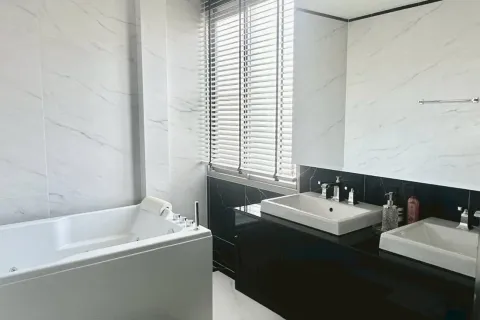 Дом в Лат Крабанге, Бангкок, Таиланд с 4 спальнями  № 158601 - фото 16