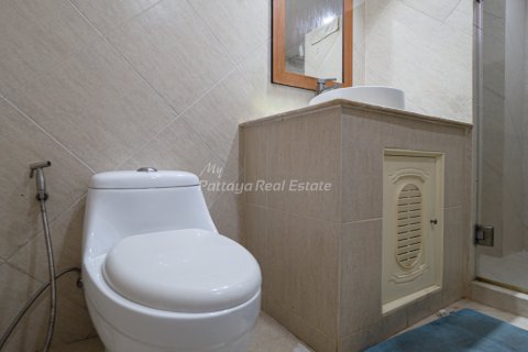 Condo in Bang Lamung, Thailand, 1 bedroom  № 134787 - photo 7