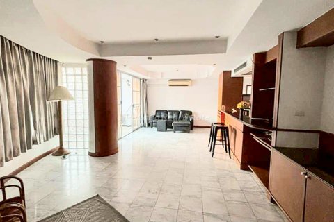 Condo in Pattaya, Thailand, 2 bedrooms № 134789 - photo 3