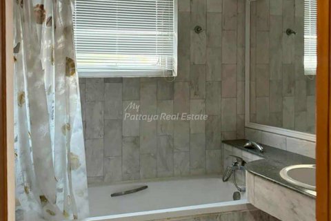 Condo in Pattaya, Thailand, 2 bedrooms № 134789 - photo 6