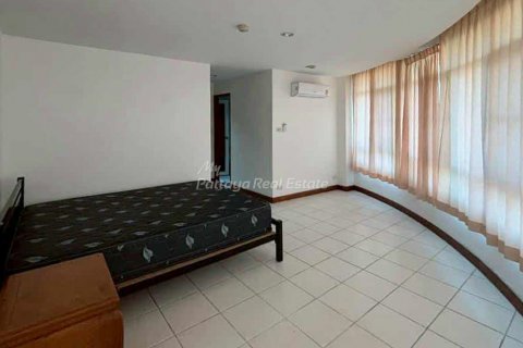 Condo in Pattaya, Thailand, 2 bedrooms № 134789 - photo 8