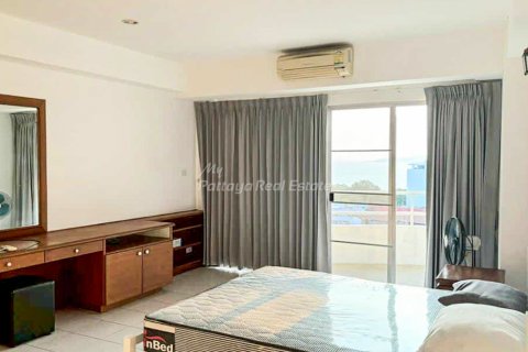 Condo in Pattaya, Thailand, 2 bedrooms № 134789 - photo 5