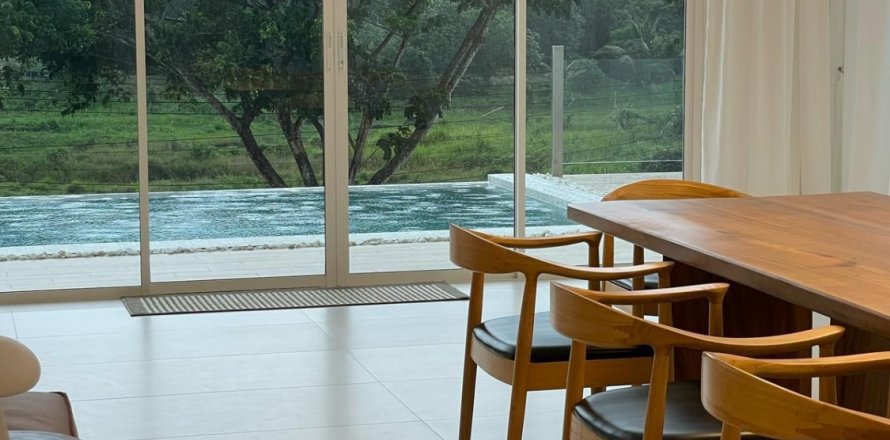 Villa in Phuket, Thailand 6 bedrooms № 137653