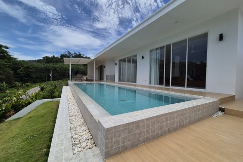 Villa in Phuket, Thailand 6 bedrooms № 137653 - photo 22