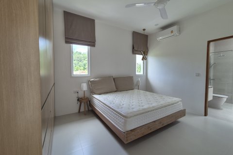 Villa in Phuket, Thailand 6 bedrooms № 137653 - photo 26