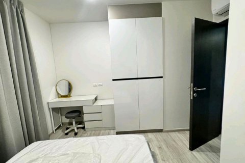 Кондоминиум с 2 спальнями в Дин Даенге, Бангкок, Таиланд № 137651 - фото 10