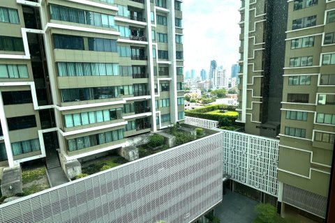 Condo in Khlong Toei, Bangkok, Thailand, 3 bedrooms  № 171593 - photo 16