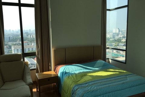 Кондоминиум с 2 спальнями в Бангне, Бангкок, Таиланд № 154303 - фото 4