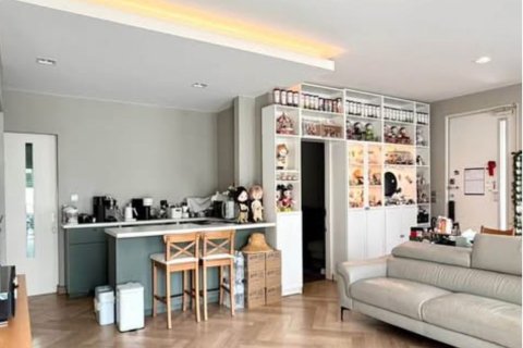 House in Prawet, Bangkok, Thailand 4 bedrooms № 154299 - photo 1