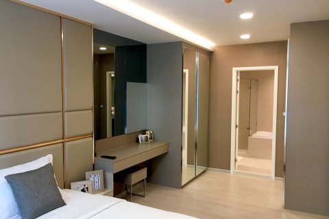 Кондоминиум с 2 спальнями в Клонг Тоэй, Бангкок, Таиланд № 140848 - фото 12