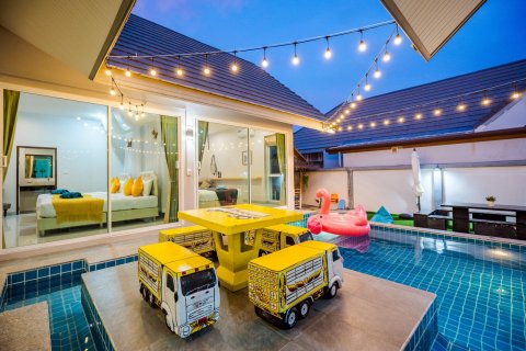 Villa in Cha-am, Thailand 4 bedrooms № 140847 - photo 5