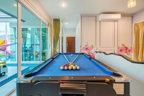 Villa in Cha-am, Thailand 4 bedrooms № 140847 - photo 20