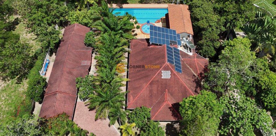 Studio in Pattaya, Thailand № 134371