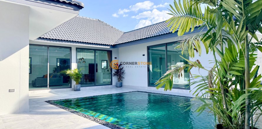 Studio in Chonburi, Thailand № 134375