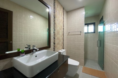 Condo in Chiang Mai, Thailand, 3 bedrooms  № 133358 - photo 25