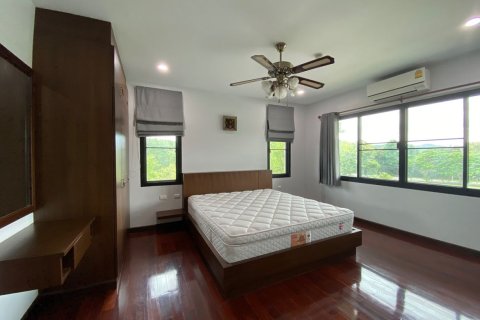 Condo à Chiang Mai, Thaïlande, 3 chambres № 133358 - photo 27