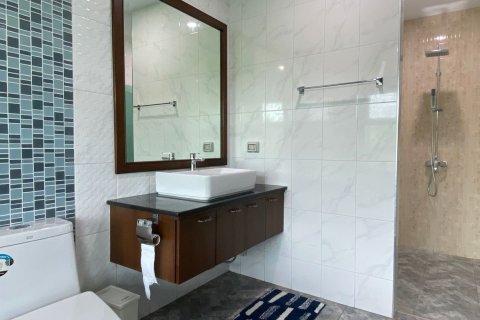 Condo in Chiang Mai, Thailand, 3 bedrooms  № 133358 - photo 24