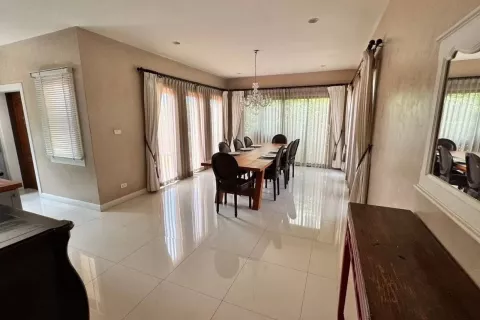 Вилла в Паттайе, Таиланд с 3 спальнями  № 139747 - фото 3