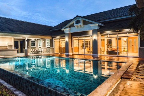 House in San Kamphaeng, Thailand 5 bedrooms № 139748 - photo 27