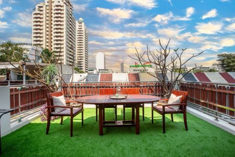 Таунхаус в Ваттхане, Бангкок, Таиланд с 4 спальнями  № 151655 - фото 9