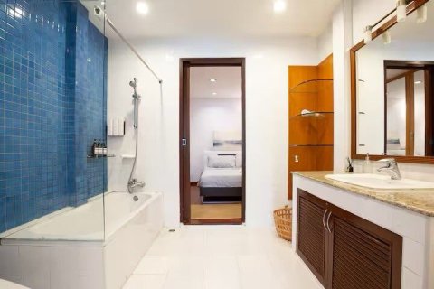 Таунхаус в Ваттхане, Бангкок, Таиланд с 4 спальнями  № 151655 - фото 13