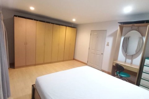 Таунхаус в Бангкапи, Бангкок, Таиланд с 3 спальнями № 151656 - фото 9