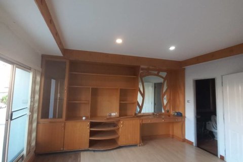 Таунхаус в Бангкапи, Бангкок, Таиланд с 3 спальнями № 151656 - фото 6