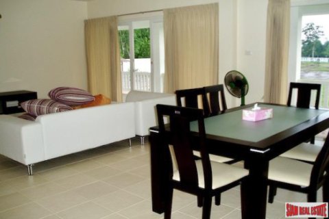 House in Phang Nga, Thailand 3 bedrooms № 203155 - photo 5