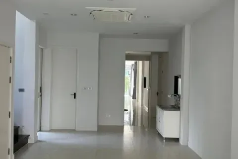 Haus in Prawet, Bangkok, Thailand 6 Schlafzimmer № 220074 - Foto 4