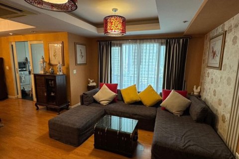 Condo in Chatuchak, Bangkok, Thailand, 3 bedrooms  № 157878 - photo 6