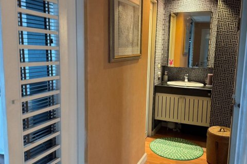 Condo in Chatuchak, Bangkok, Thailand, 3 bedrooms  № 157878 - photo 10