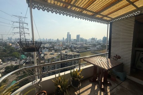 Condo in Chatuchak, Bangkok, Thailand, 3 bedrooms  № 157878 - photo 12