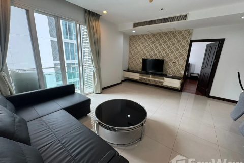 Studio in the Condo in Watthana, Bangkok, Thailand  № 157879