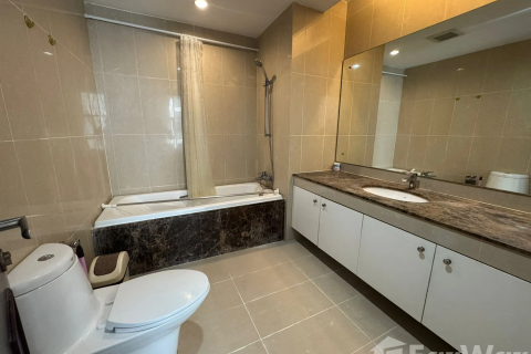 Studio in the Condo in Watthana, Bangkok, Thailand  № 157879 - photo 11