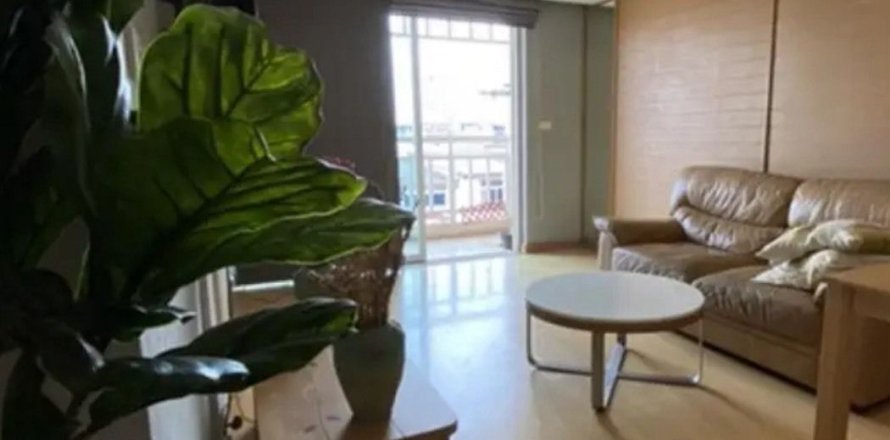 Кондоминиум с 2 спальнями в Сатхоне, Бангкок, Таиланд № 159577