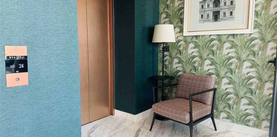 Condo in Bangkok, Thailand, 2 bedrooms  № 186409