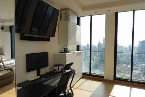 Condo in Bangkok, Thailand, 3 bedrooms  № 183580 - photo 6