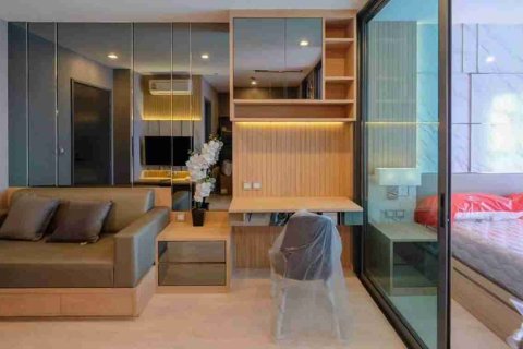 Condo in Phaya Thai, Bangkok, Thailand, 1 bedroom № 183581 - photo 4