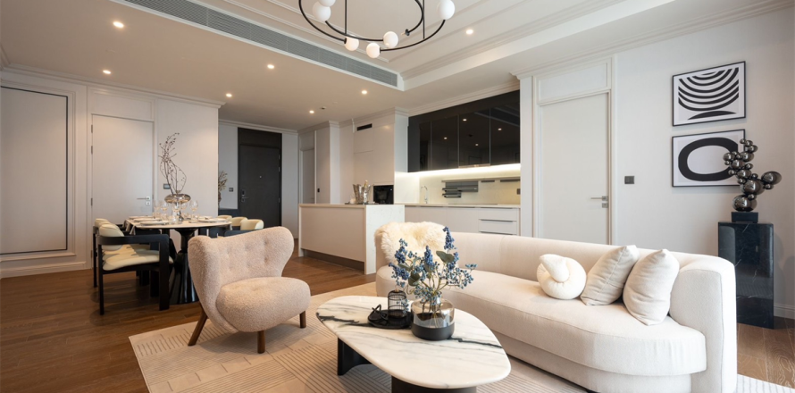 Condo à Bangkok, Thaïlande, 3 chambres № 188611