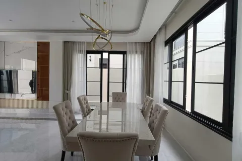 Вилла в Паттайе, Таиланд с 5 комнатами  № 155697 - фото 5