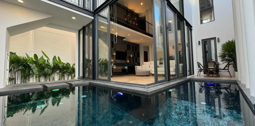 Villa à Pattaya, Thaïlande 4 chambres № 155695