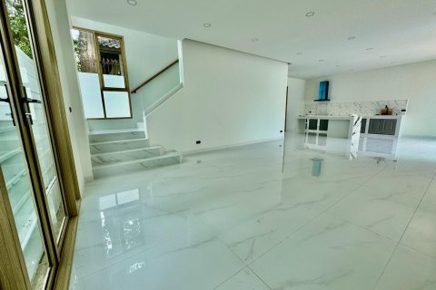 Maison à Pattaya, Thaïlande 5 chambres № 155694 - photo 11