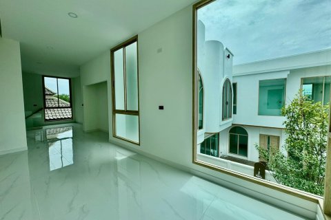 Maison à Pattaya, Thaïlande 5 chambres № 155694 - photo 23