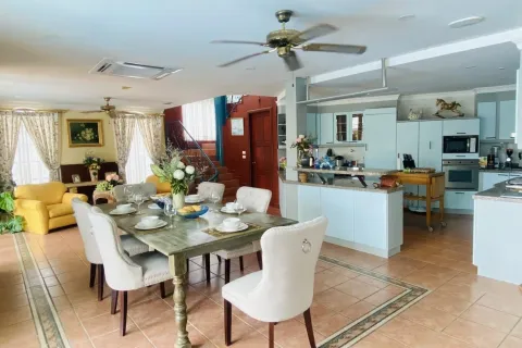 Maison à Pattaya, Thaïlande 6 chambres № 155696 - photo 21